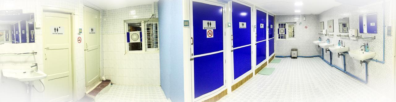 Htinn Yue Tann Hostel Янгон Екстер'єр фото
