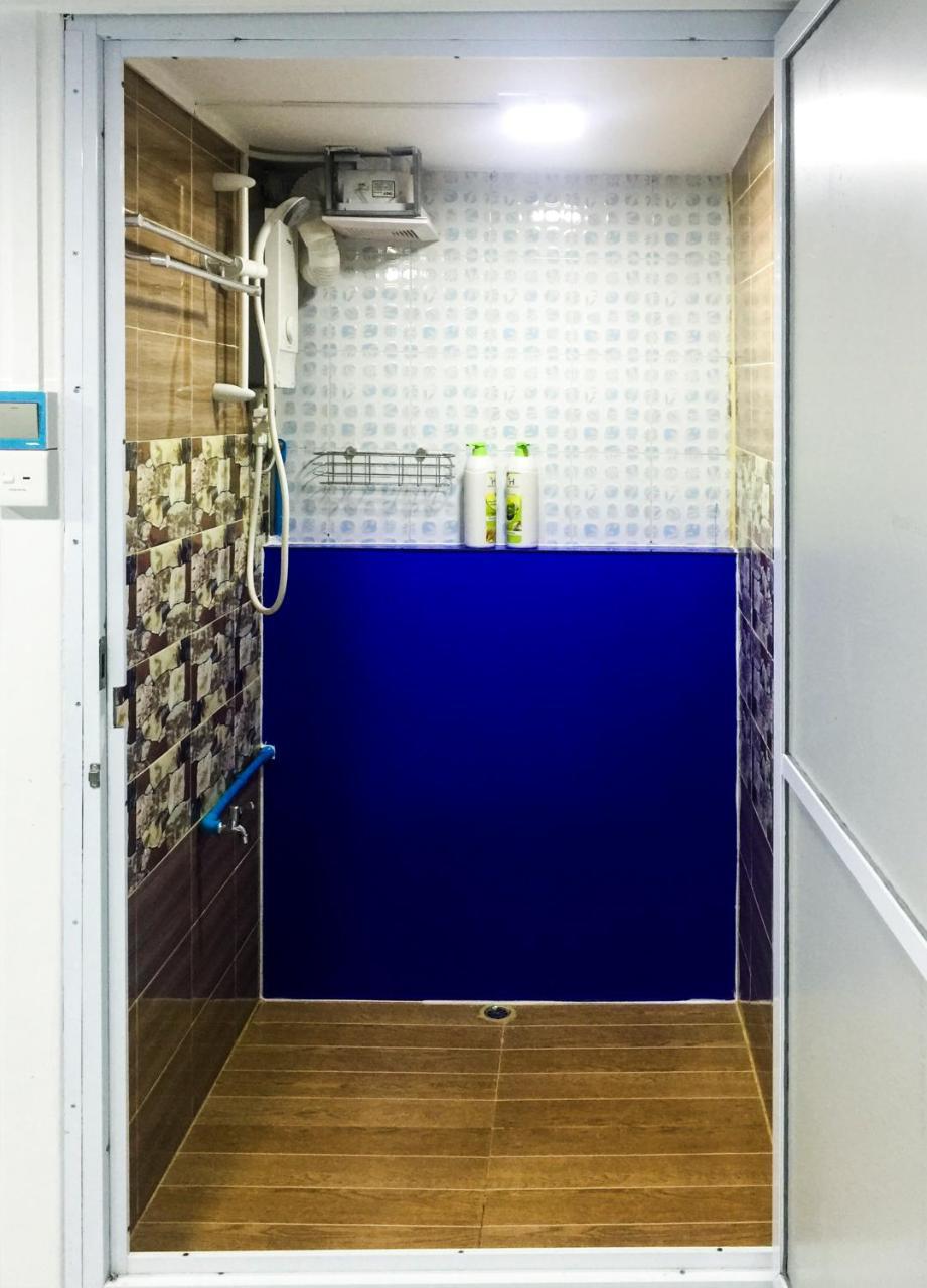 Htinn Yue Tann Hostel Янгон Екстер'єр фото